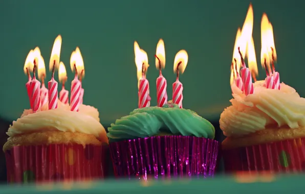 happy-birthday-cupcakes.jpg