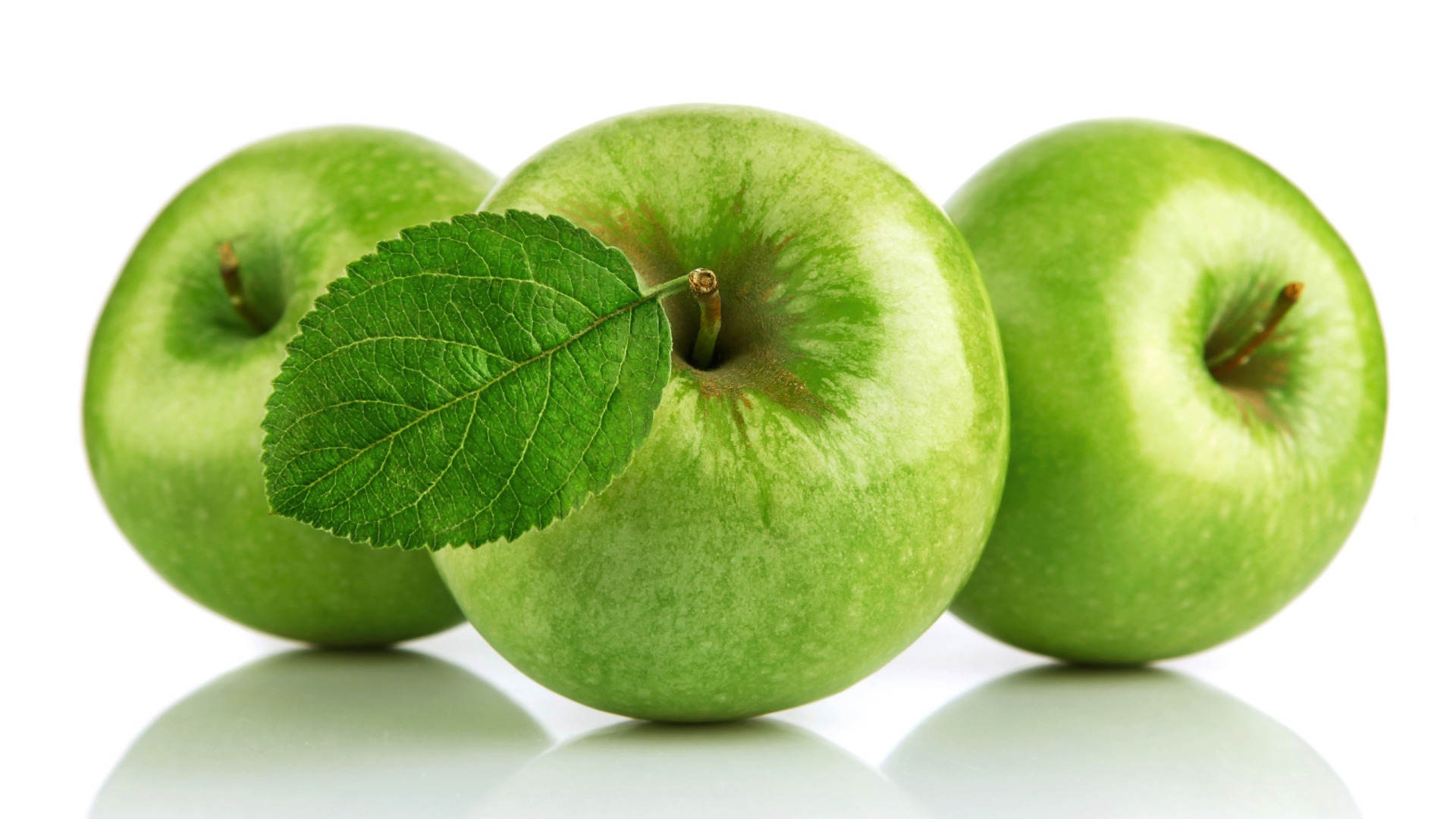 green apples fruits three