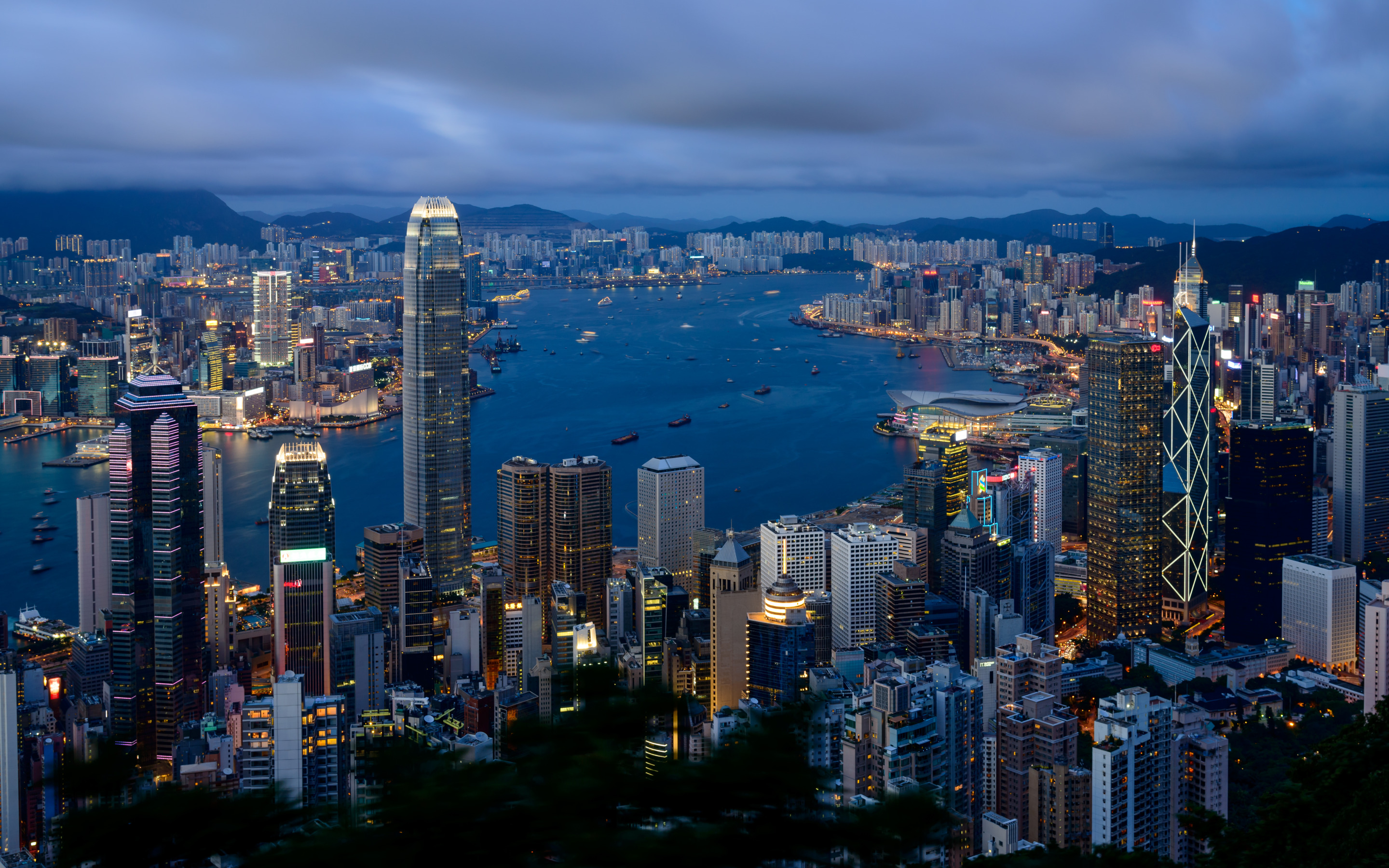 Скачать обои город, Гонконг, утро, Hong Kong, облачно, раздел город в разре...