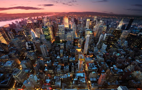 Картинка свет, закат, город, огни, здания, дома, Нью-Йорк, небоскребы, вечер, панорама, USA, США, Манхэттен, Manhattan, NYC, …