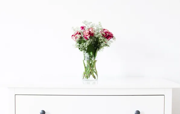 Картинка стол, розы, букет, ваза