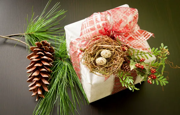 Картинка коробка, подарок, яйца, ветка, Новый Год, Рождество, гнездо, бант, шишка, Christmas, сосна, праздники, New Year, …