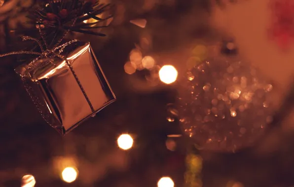 Картинка огни, фон, праздник, коробка, подарок, widescreen, обои, новый год, рождество, размытие, лента, wallpaper, christmas, new …