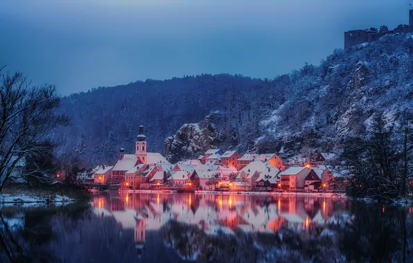 Картинка зима, пейзаж, отражение, река, здания, гора, Германия, Бавария, Germany, Bavaria, Kallmünz, река Наб, Naab River, …