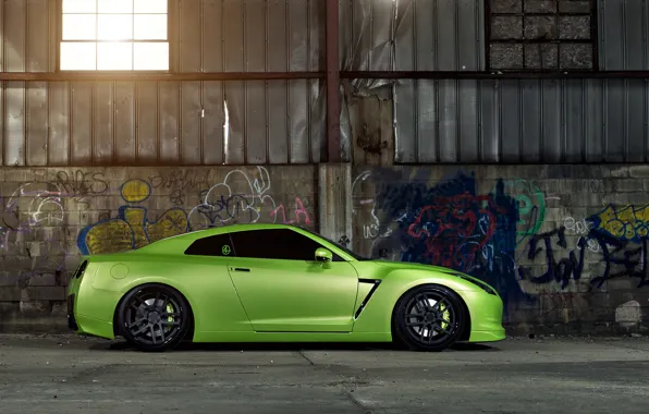 Картинка Nissan, GT-R, Green, Tuning, Wheels, Garage, Window, Graphity