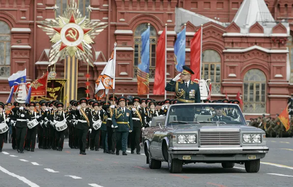 Картинка праздник, солдаты, Москва, генерал, флаги, Россия, Красная площадь, автомобиль, 9 мая, армии, едет, войска, марш, …