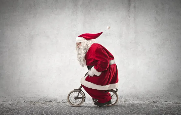 Картинка велосипед, улица, шапка, юмор, маленький, очки, Новый год, шуба, борода, Санта Клаус, тротуар, Дед Мороз, …