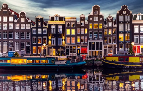 Картинка город, огни, дома, вечер, Амстердам, канал, Нидерланды