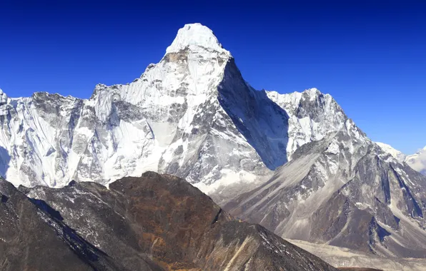 Картинка небо, снег, горы, природа, скалы, земля, обои, склоны, синее, было, Гималаи, Непал, Ама-Даблам, Ama Dablam, …