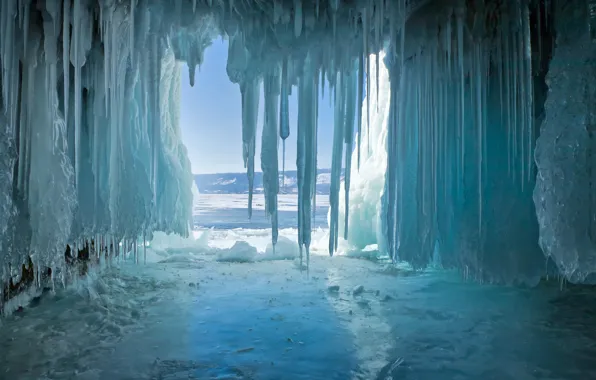 Картинка лед, зима, озеро, сосульки, Байкал, пещера, грот