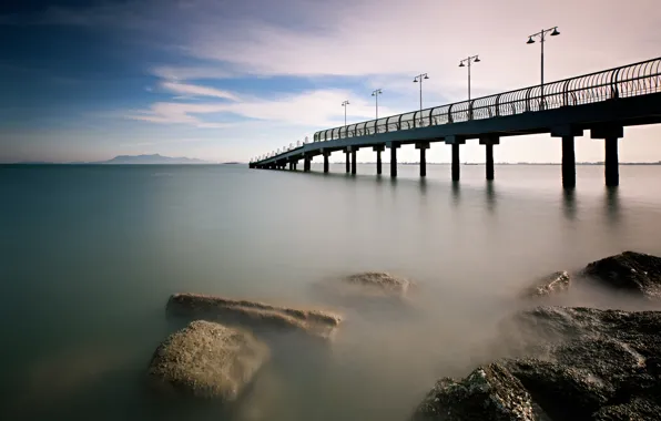 Картинка море, небо, облака, мост, камни, берег, утро, пирс, штиль, Малайзия