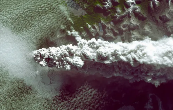 Картинка облака, горы, дым, вулкан, хребты, Чили, рельеф, снимок