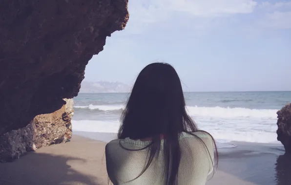 Картинка Girl, waves, beach, sand, hair, brunette