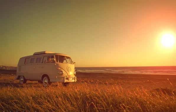 Картинка пляж, трава, девушка, Volkswagen, солнечный, Volkswagen Transporter