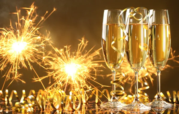 Картинка Новый Год, бокалы, golden, шампанское, серпантин, New Year, бенгальские огни, celebration, holiday, Happy, champagne