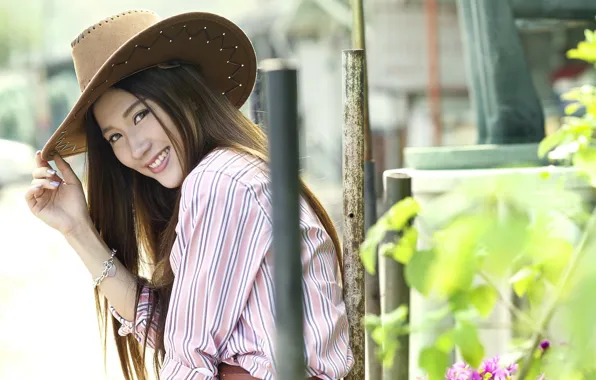Картинка девушка, улыбка, шляпа, Maggie Chow