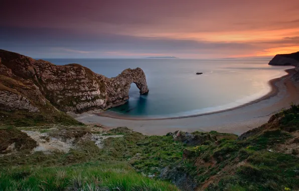 Картинка море, небо, вода, закат, скалы, Англия, Пляж