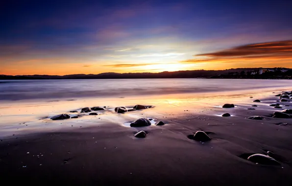 Картинка песок, море, закат, камни, Пляж
