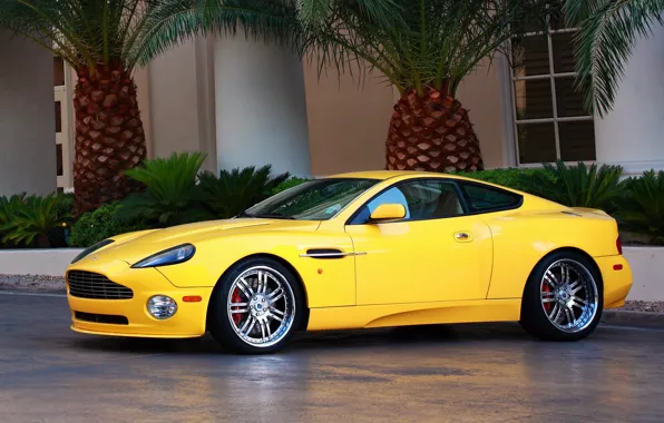 Картинка Aston Martin, V12, Yellow, Vanquish