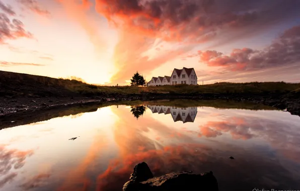 Картинка вода, облака, отражения, закат, дома, вечер, Исландия