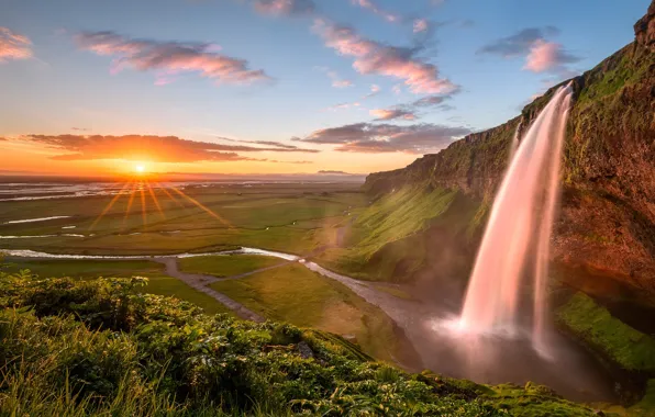 Картинка солнце, лучи, водопад, Исландия