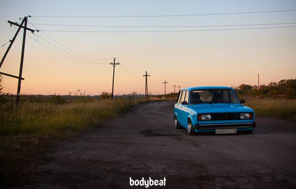 Картинка асфальт, столбы, blue, голубая, 2104, советская машина, bodybeat