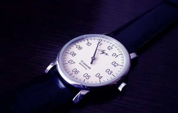 Картинка Часы, черно-белое, винтаж, ретро часы, советские часы, советское, винтажные часы, luch watches, часы луч