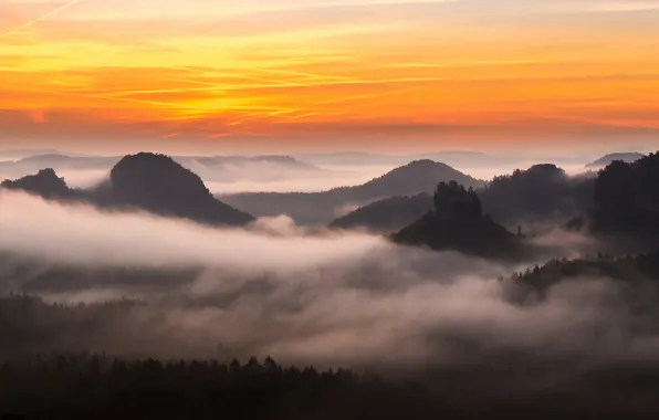 Картинка горы, туман, утро