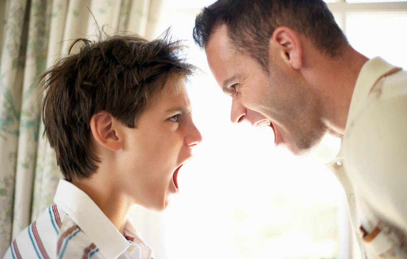 Фото обои мальчик, отец, мужчина, агрессия, ребёнок, крик, сын, папа, конфликт, ссора, подросток, воспитание
