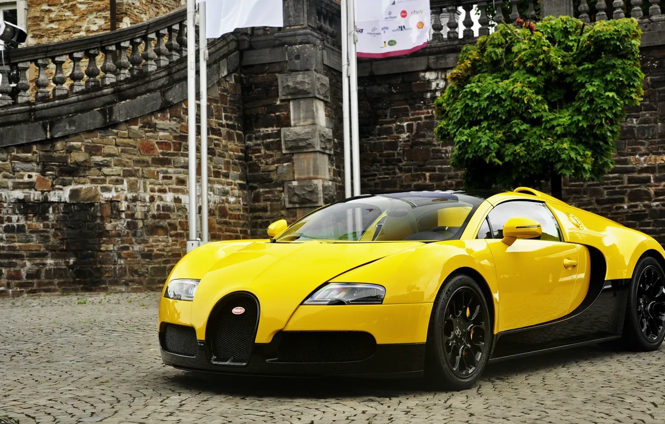 Фото обои Бугатти, Вейрон, 2012, Yellow, Бугатти Вейрон, Bugatti Veyron. Black, Желтый Вейрон