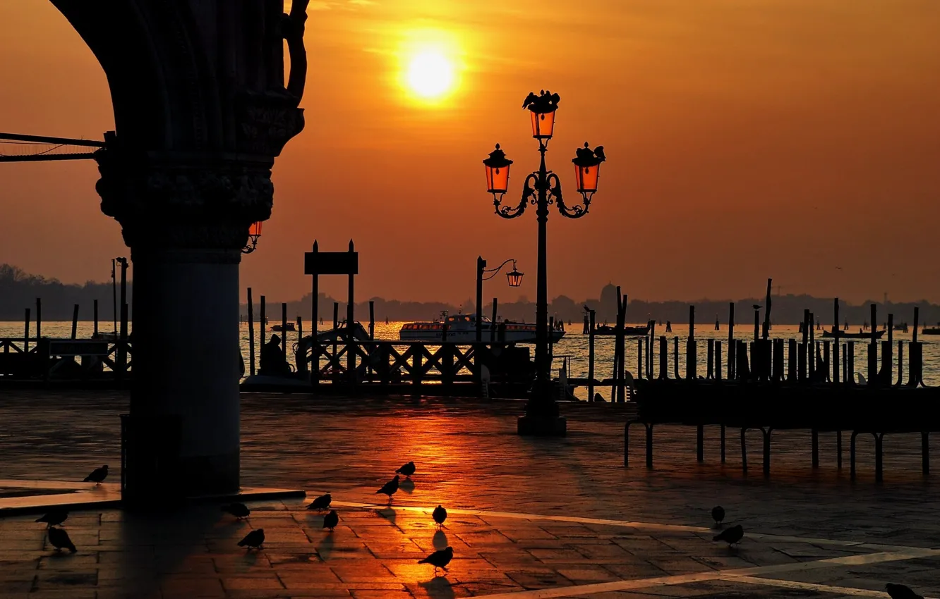Фото обои вода, закат, венеция, италия, площадь сан-марко, вонарь, дворец дожей