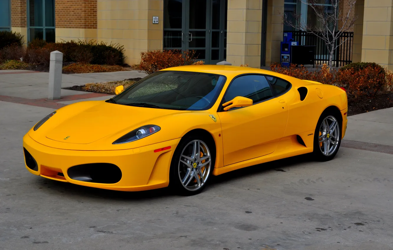 Фото обои F430, Ferrari, yellow, parkig