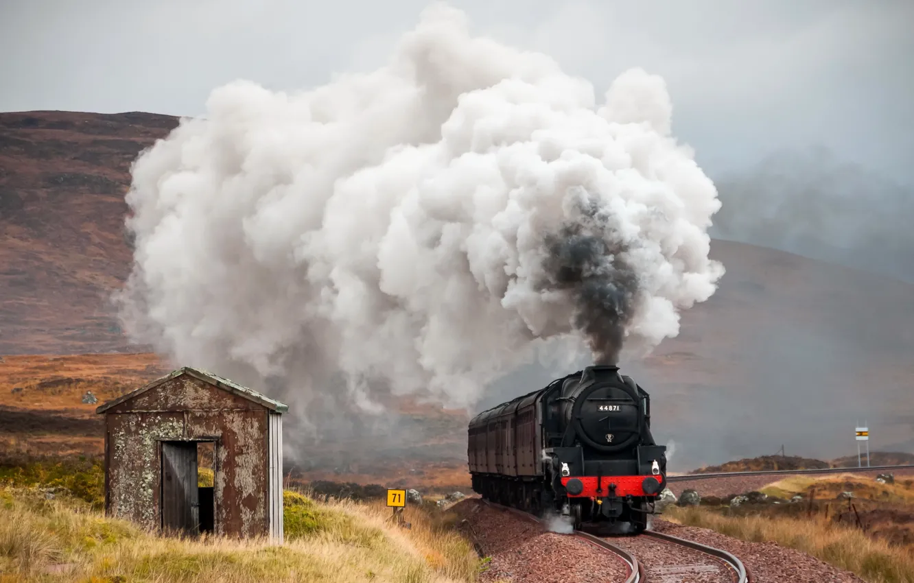 Фото обои Railway, Steam, Old Hut, Locomotive