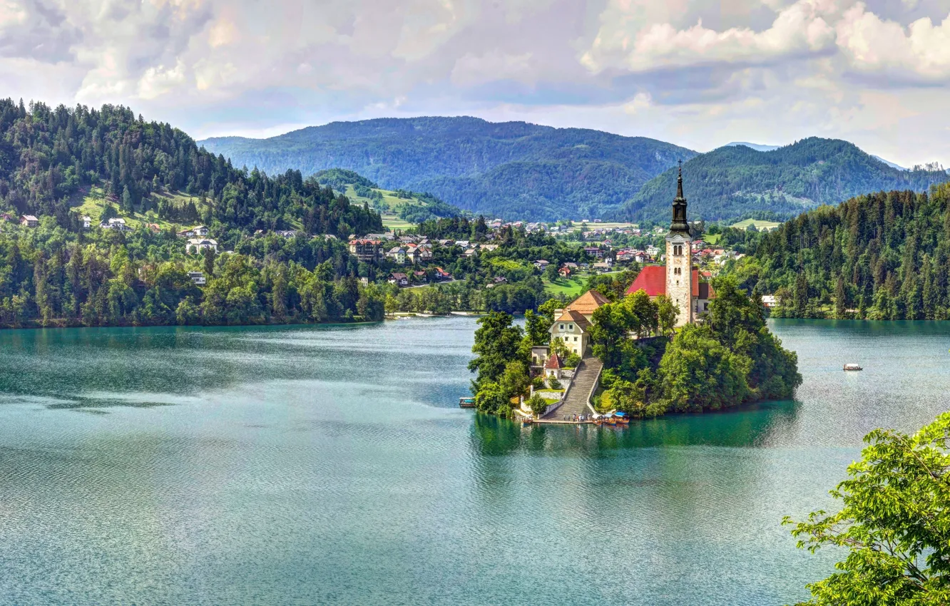 Фото обои горы, озеро, остров, церковь, Словения, Lake Bled, Slovenia, Бледское озеро, Мариинская церковь