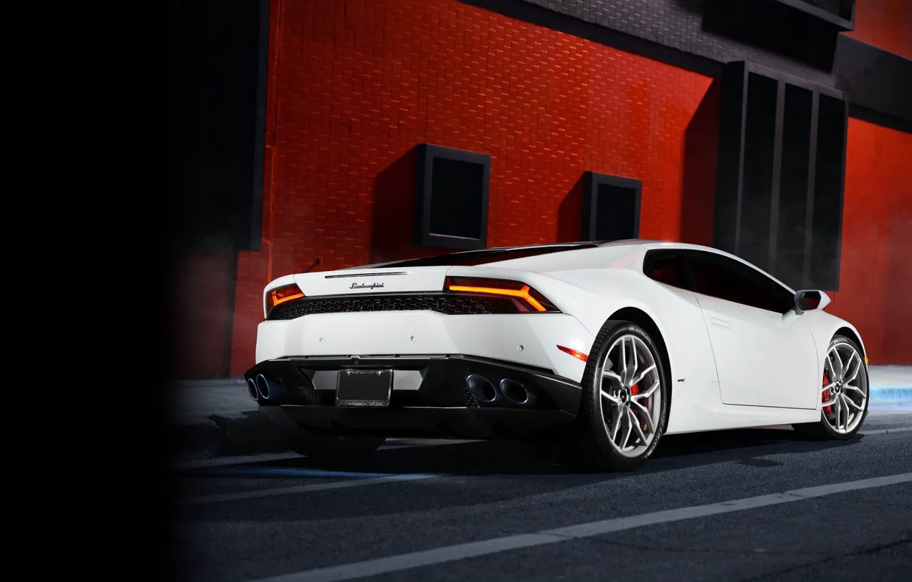 Фото обои Lamborghini, White, Smoke, Supercar, Rear, Huracan, LP610-4, Ligth