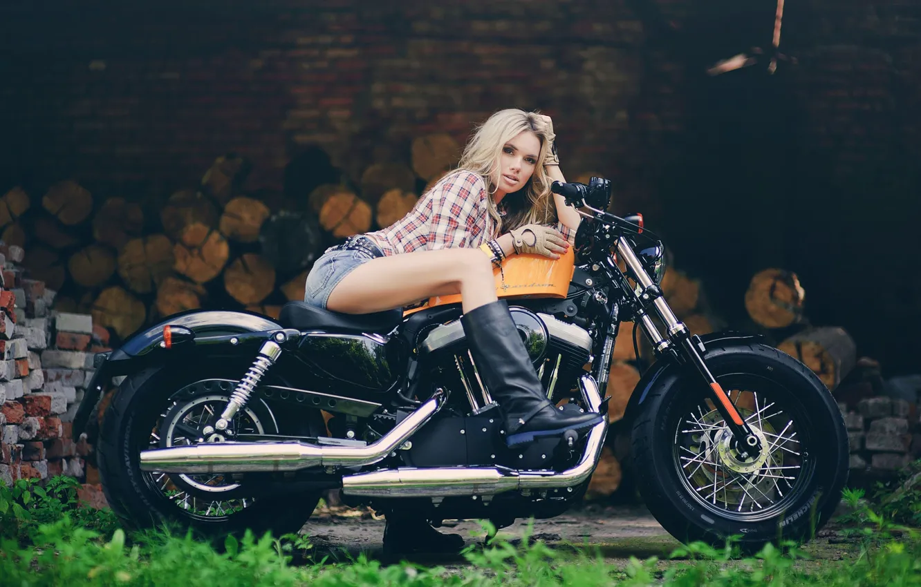 Фото обои девушка, Харлей, мотоцикл, Harley Davidson, байк, photo, сапог, Maxim Gurtovoy