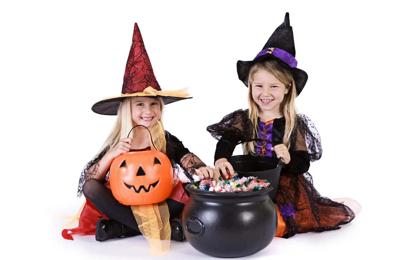 Фото обои дети, праздник, конфеты, костюм, тыква, хэллоуин, детская, ведьмочка, котёл