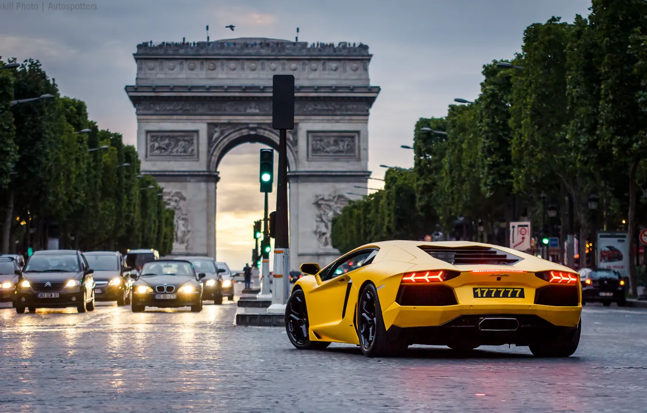 Фото обои Париж, Paris, cars, yellow, night, Lamborghini Aventador